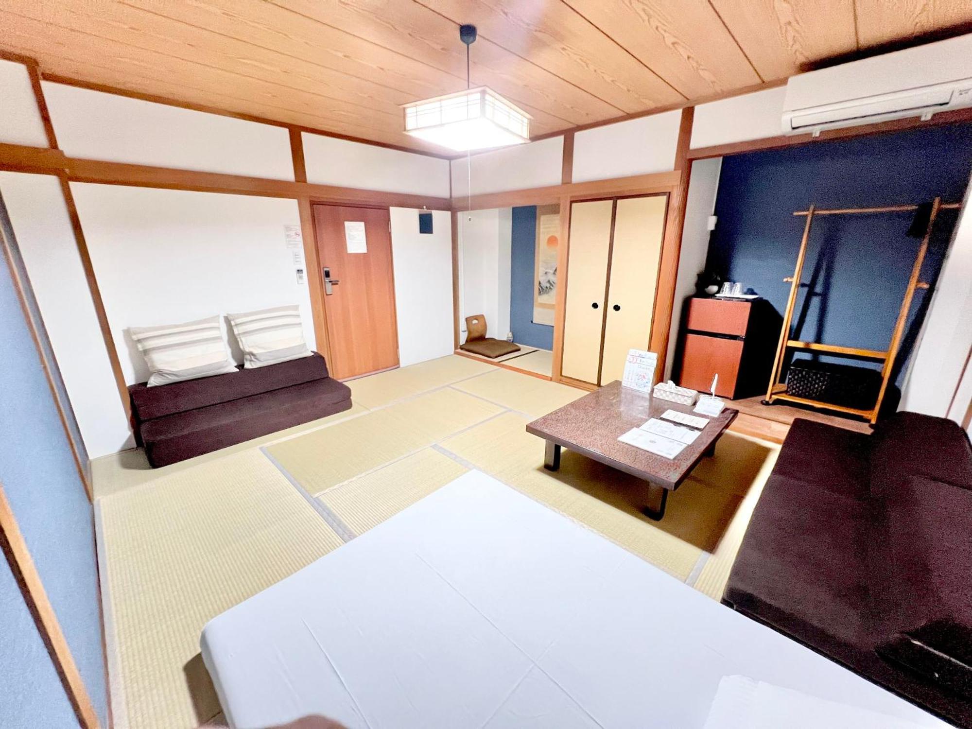 関空直行,駅3分一軒家guesthouse017大阪,3線利用,難波,心斎橋,道頓堀直行10分,奈良,Usj直行30分 Rom bilde
